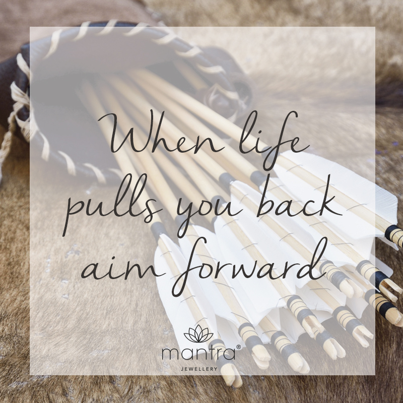 motivation jewellery, arrow necklace when life pulls you back aim forward