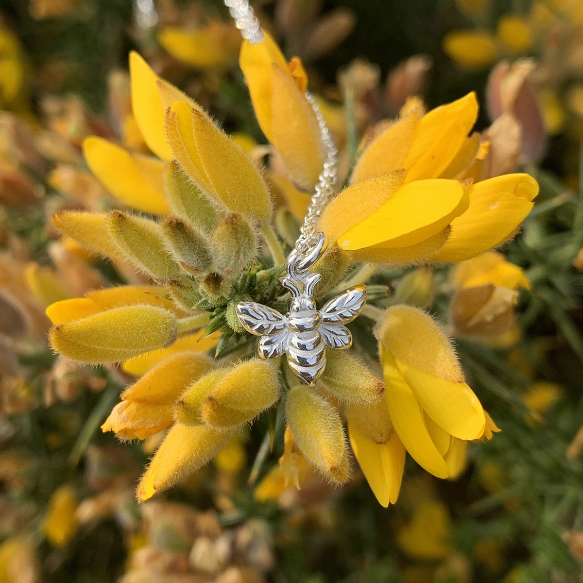 Beautiful Bee Necklace 